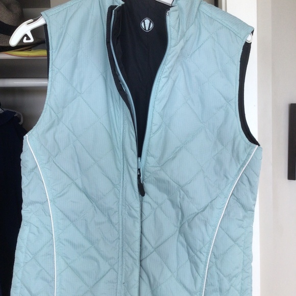 Vuarnet reversible lightweight golf/pickle ball vest (sm) - Picture 2 of 2